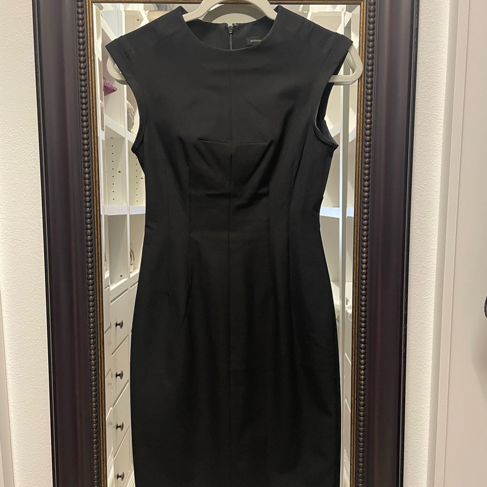 Banana Republic Black Sleeveless Sheath Dress